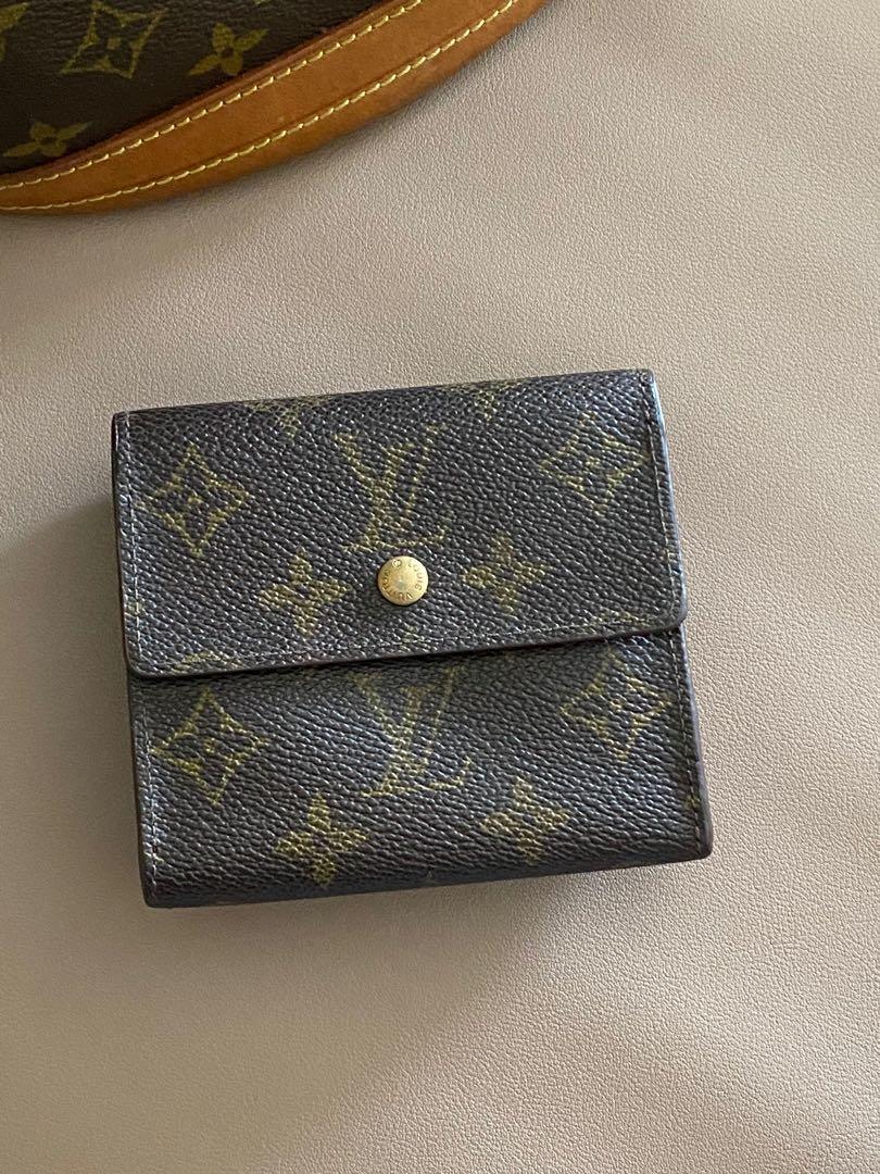 Authentic Louis Vuitton compact wallet (Category: Luxury Bags & Wallets) located in Mandaluyong City. Submitted by outofthecloset_mnl (Listing ID 1120693937, Image 1). Description: Authentic Louis Vuitton compact wallet vintage and in great condition.