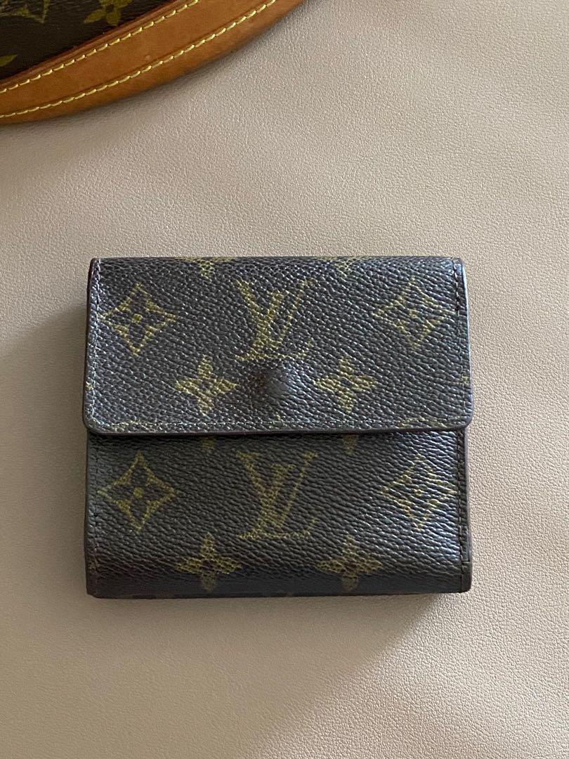 Authentic Louis Vuitton compact wallet (Category: Luxury Bags & Wallets) located in Mandaluyong City. Submitted by outofthecloset_mnl (Listing ID 1120693937, Image 2). Description: Authentic Louis Vuitton compact wallet vintage and in great condition.
