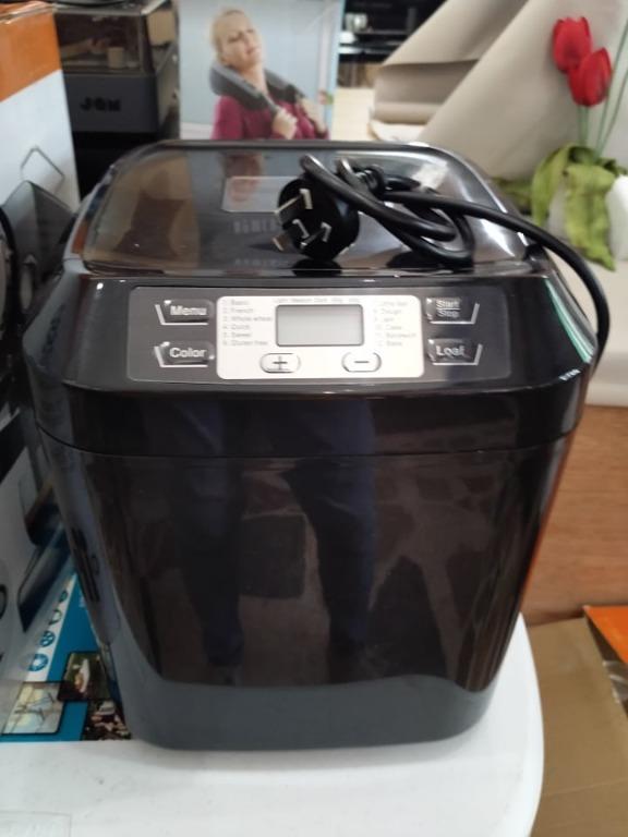 Bread Maker (Category: Breadmakers) located in San Pedro. Submitted by aussie.surplustore (Listing ID 1120675727, Image 2). Description: Bread Maker Price: 2,200 Capacity: 800g -Surplus item from Australia -Tested and working -May or may not have complete attachment/accessories for some instances. -Available for pick-up and delivery only For a sample video of our actual units available, send us a message. 📩 📌: San Pedro, Laguna .