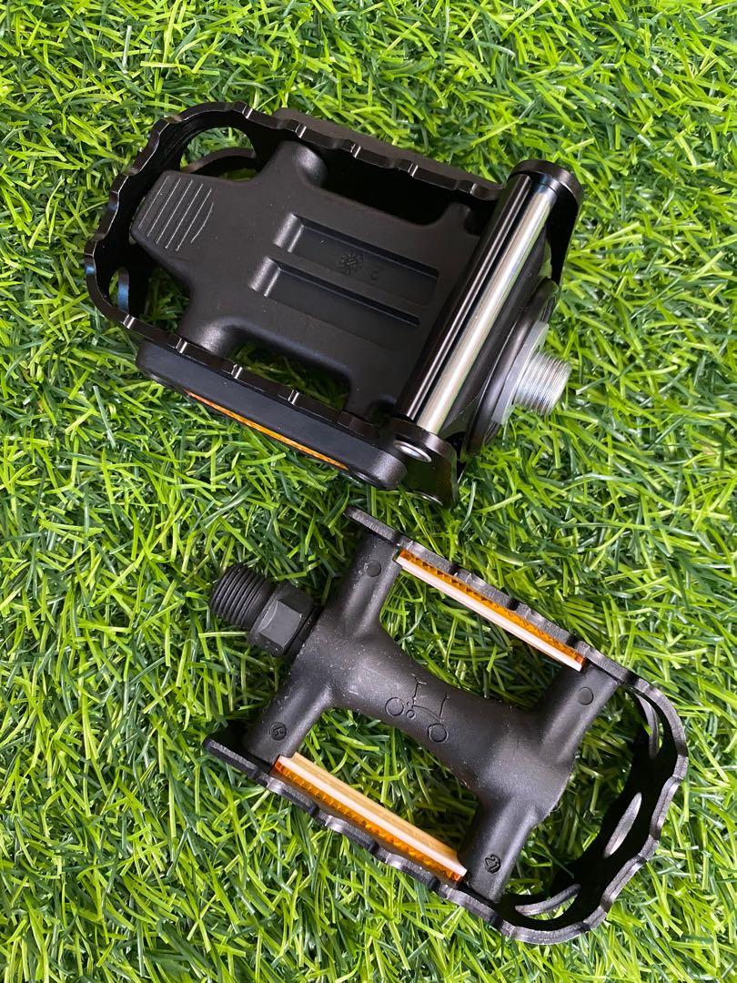 Brompton pedals set, Sports Equipment, Bicycles & Parts, Bicycles on Carousell