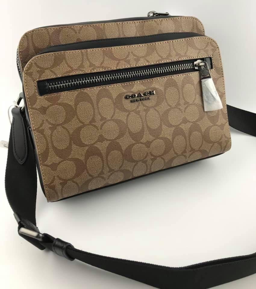 Coach west camera sales bag in signature canvas