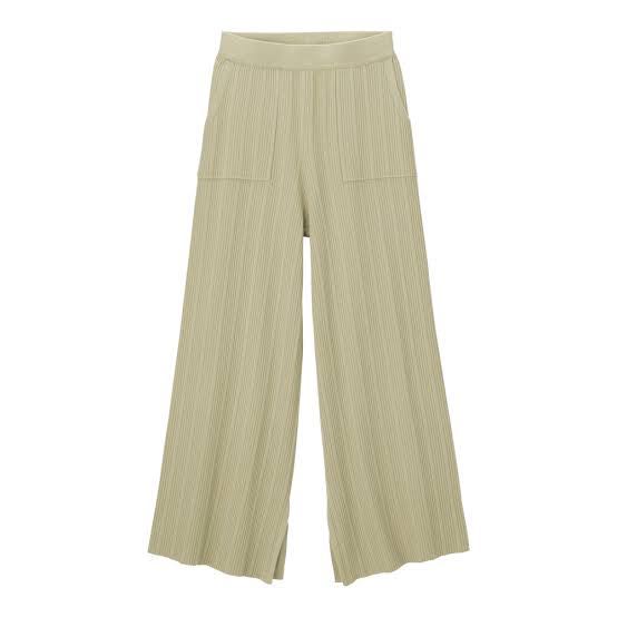 Cream Knit Pants by GU Uniqlo, Fesyen Wanita, Pakaian Wanita, Bawahan di Carousell