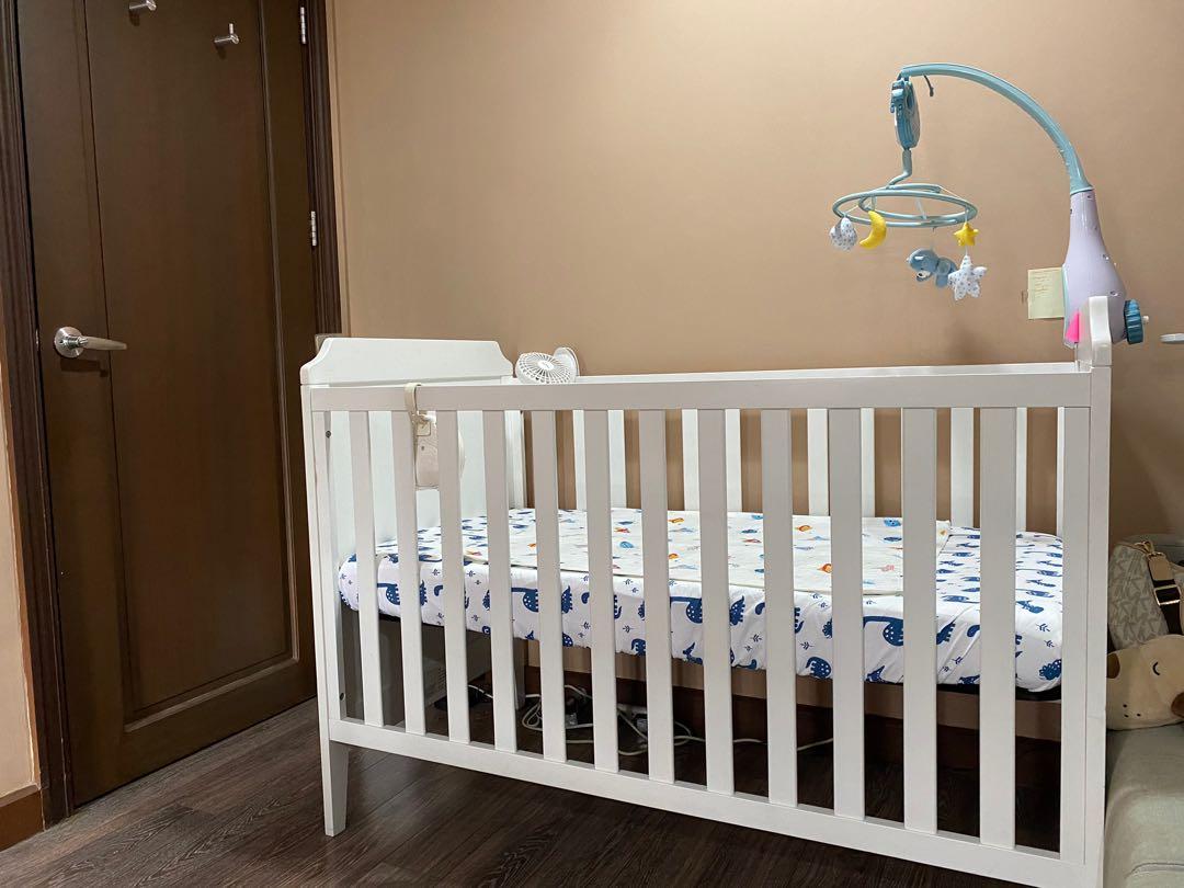 Davinci poppy regency crib clearance