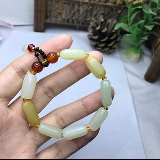 (Category: ) located in . Submitted by curatedbuys (Listing ID 1120768996, Image 1). Description: .