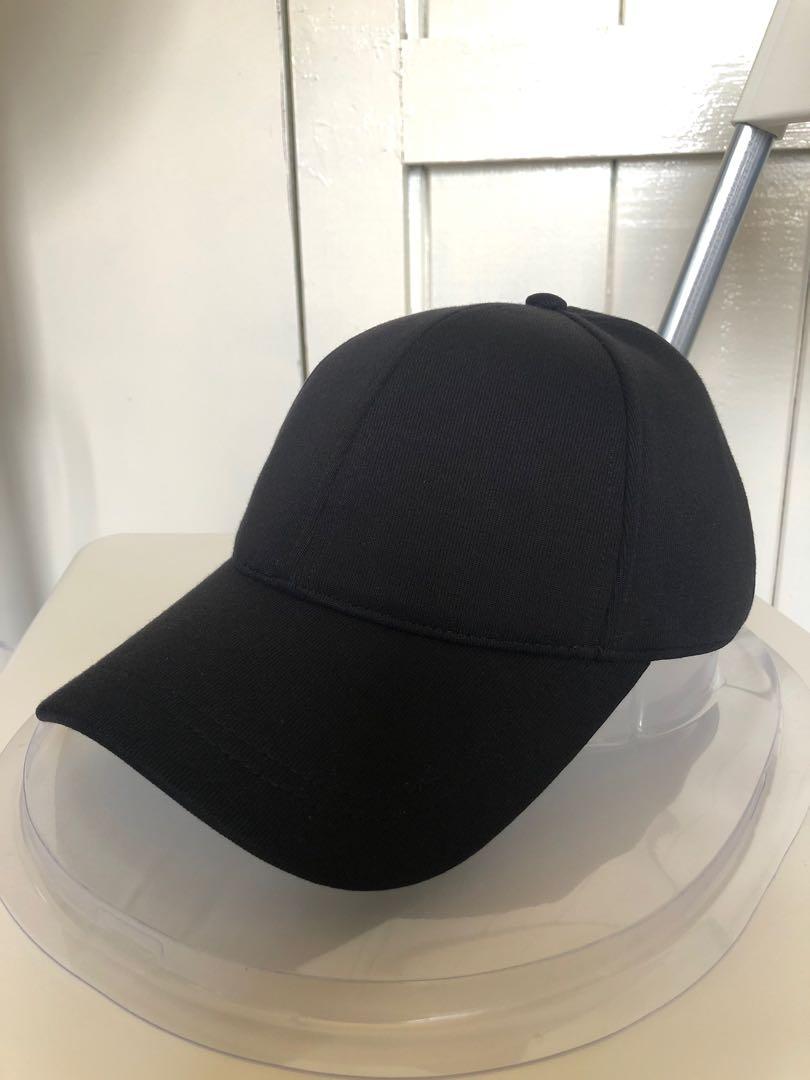 Black cap h&m hot sale