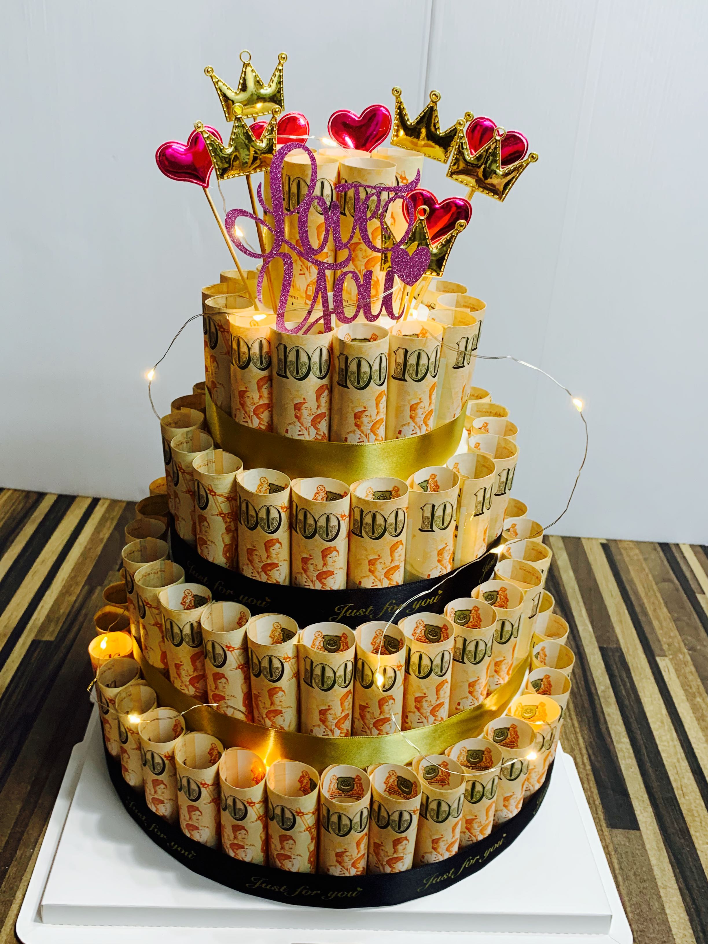 21+ Inspired Photo of Money Birthday Cake - davemelillo.com | Money cake, Money  birthday cake, Gift cake