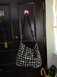 (Category: ) located in . Submitted by chaishiang (Listing ID 1120613157, Image 1). Description: .