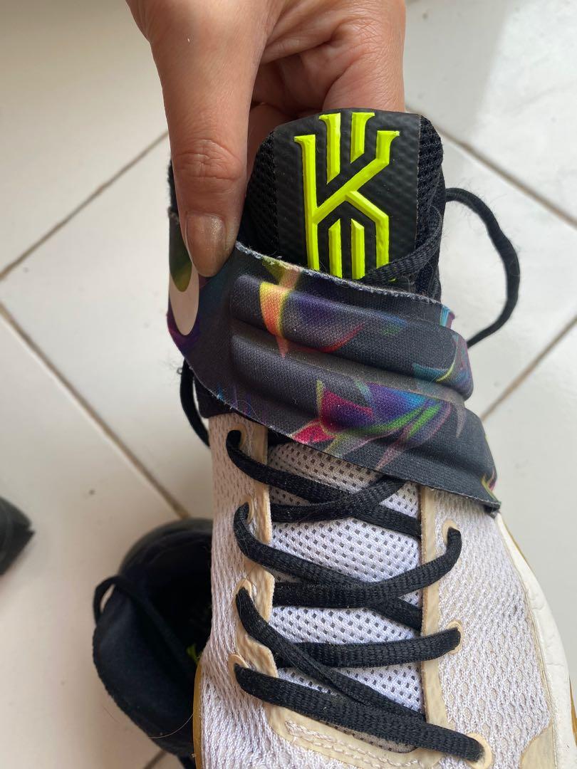 KYRIE IRVING 2 Flower