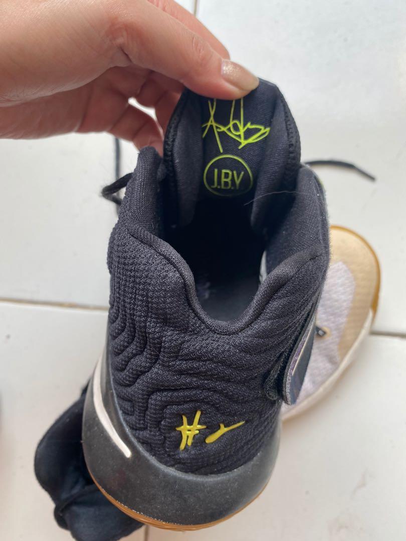 Kyrie 2 deals flower