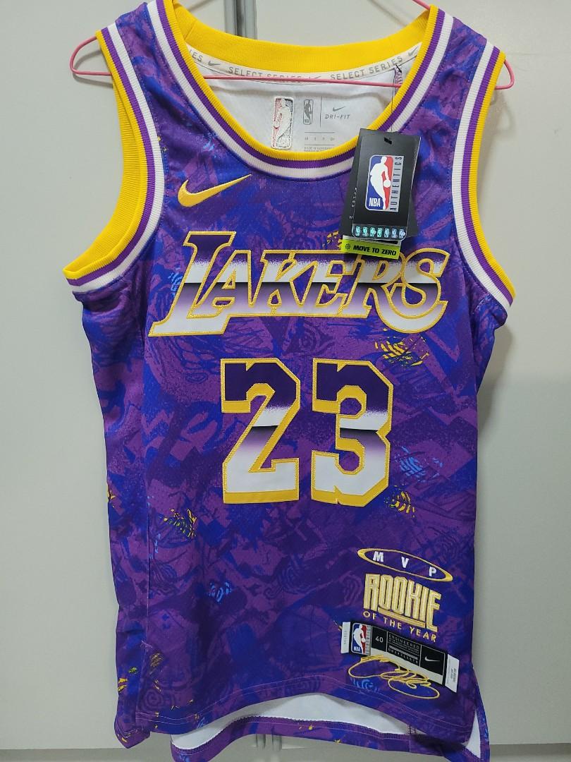 LeBron James Lakers Select Series 