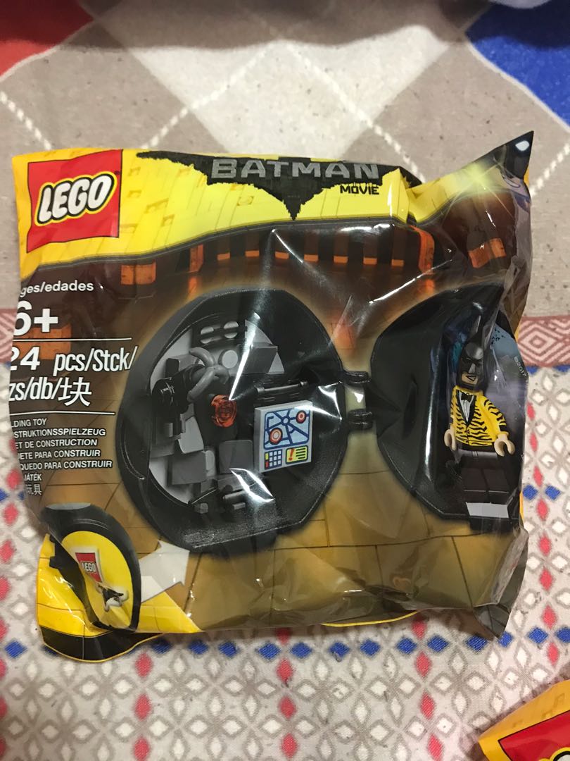 LEGO Batman movie poly bag. (1 for $10, 2 for $18), Hobbies & Toys, Toys &  Games on Carousell