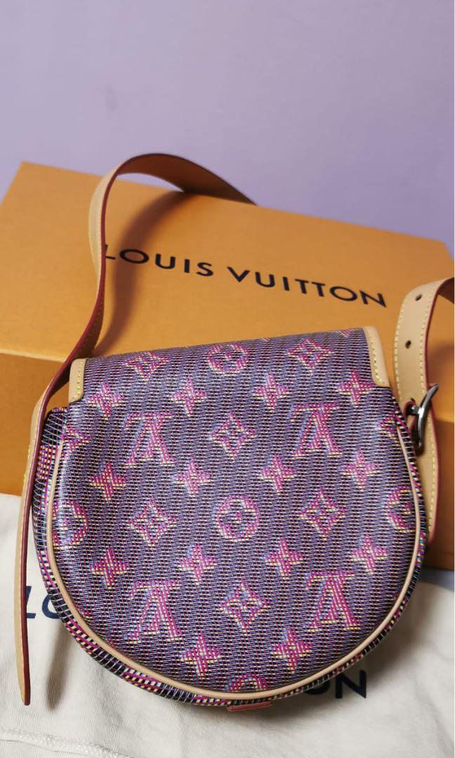Louis Vuitton Monogram LV Pop Tambourin Rose
