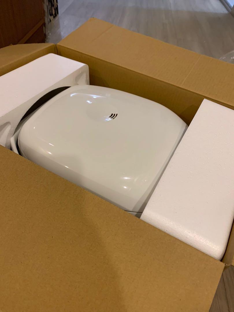 Made in Japan Zojirushi Fuzzy Logic rice cooker/warmer size