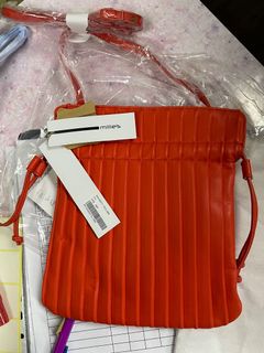 （分類：）位於 。 由 mercyhk2020 提交（商品編號 1120759376，圖片 1）。簡介： 。