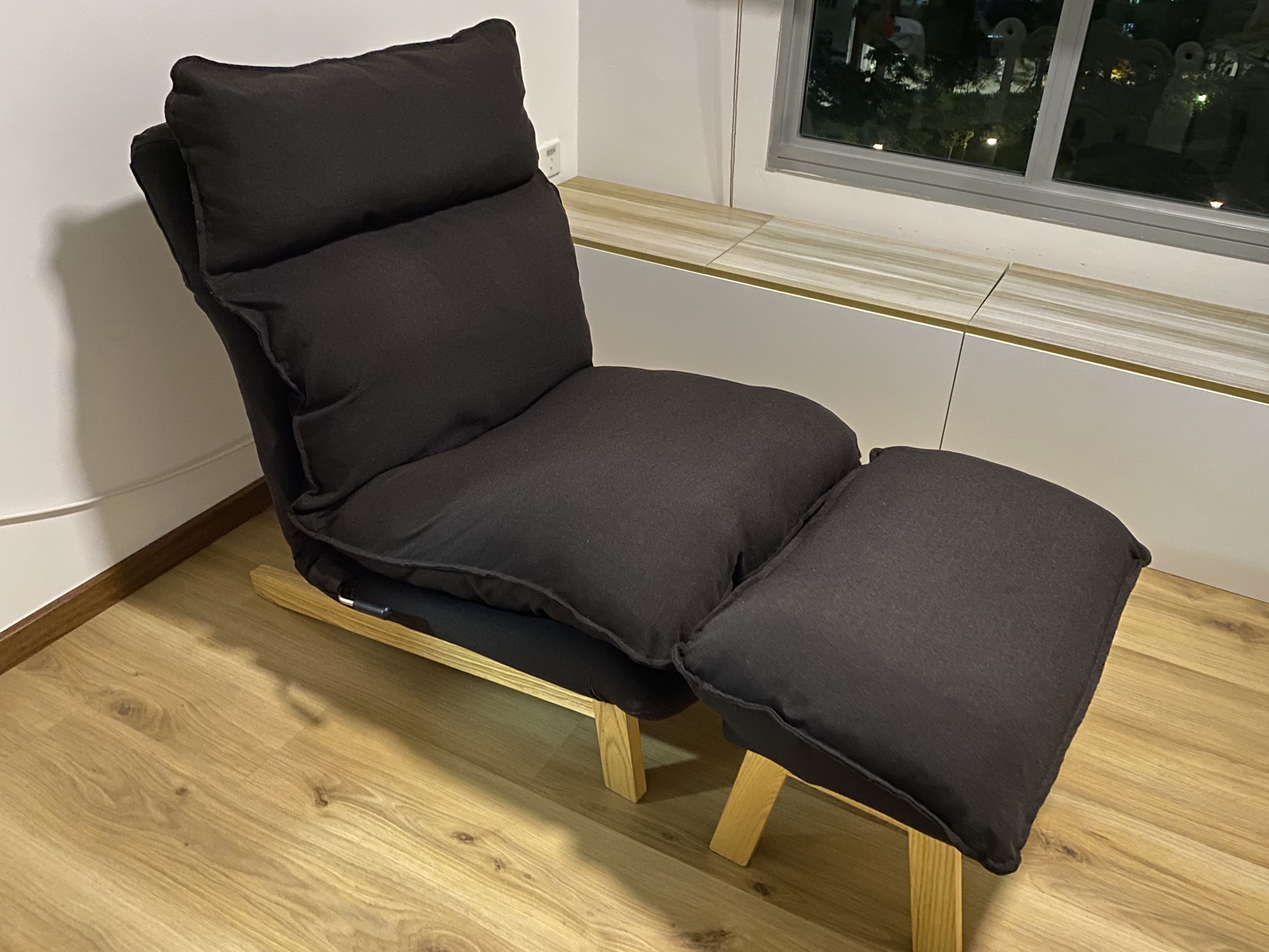 Muji style recliner , Furniture & Home Living, Furniture, Chairs on