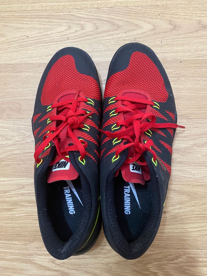 buy nike training shoes