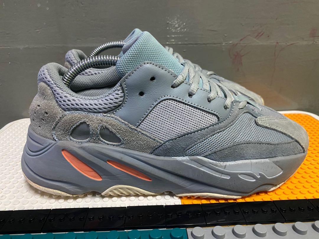 yeezy 700 inertia orange laces