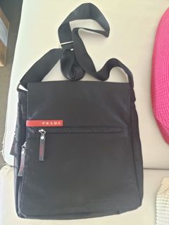 （分類：）位於 。 由 daneasurio 提交（商品編號 1120661995，圖片 1）。簡介： 。