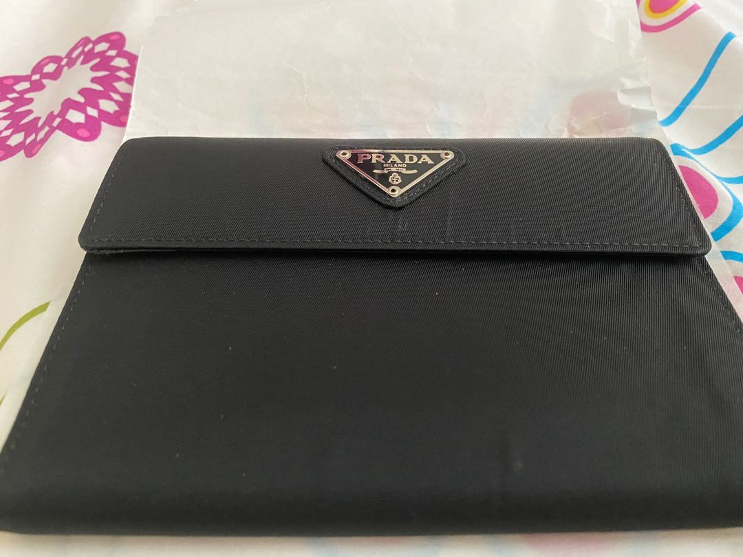 prada billfold
