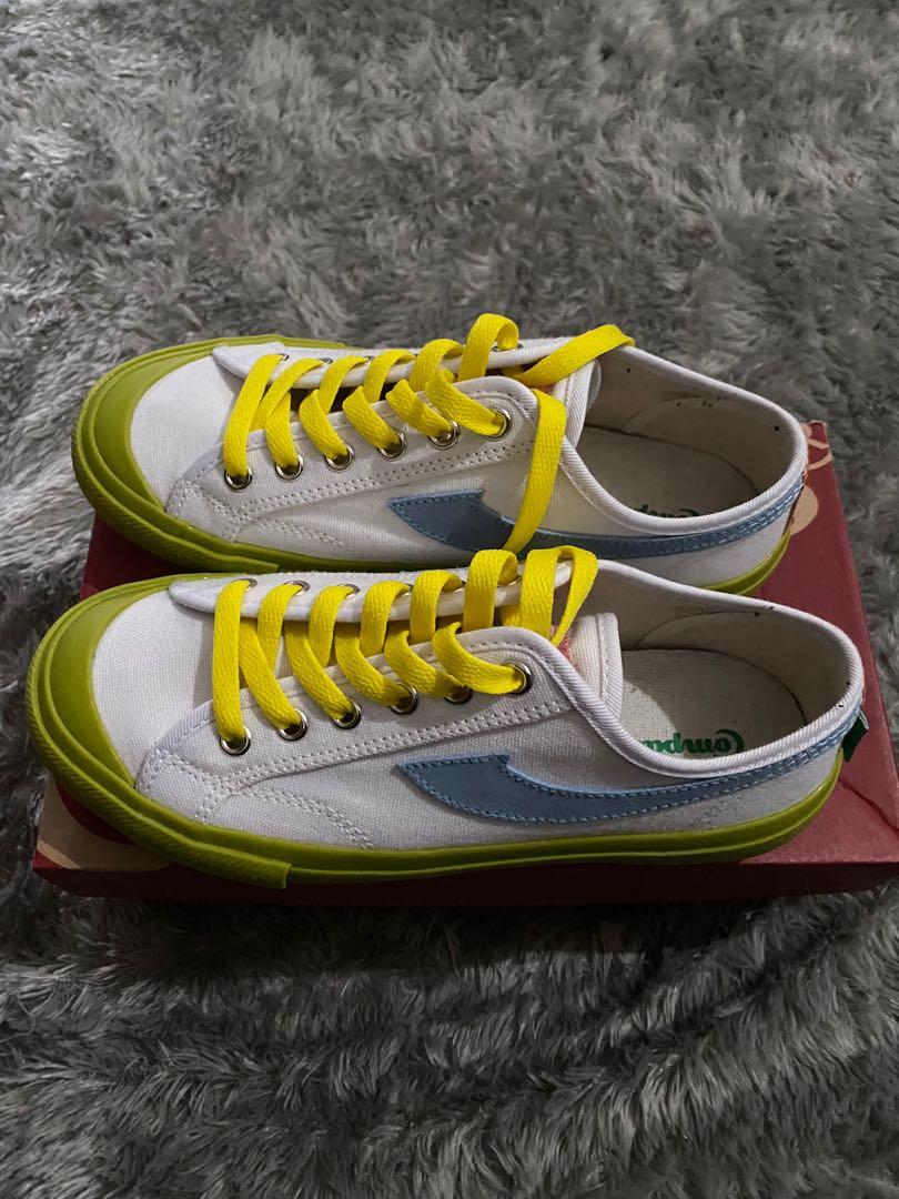 sepatu compass matcha white gazelle low!!! NETTTT, Fesyen Pria, Sepatu ,  Sneakers di Carousell