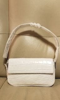 （分類：）位於 。 由 mimibee88 提交（商品編號 1120683017，圖片 1）。簡介： 。