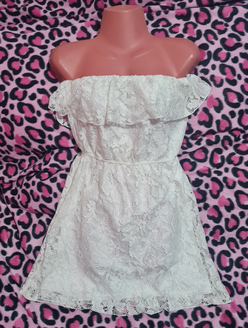 TRIXXI White Lace Tube Dress Size Small, Women's Fashion, Dresses & Sets,  Dresses on Carousell