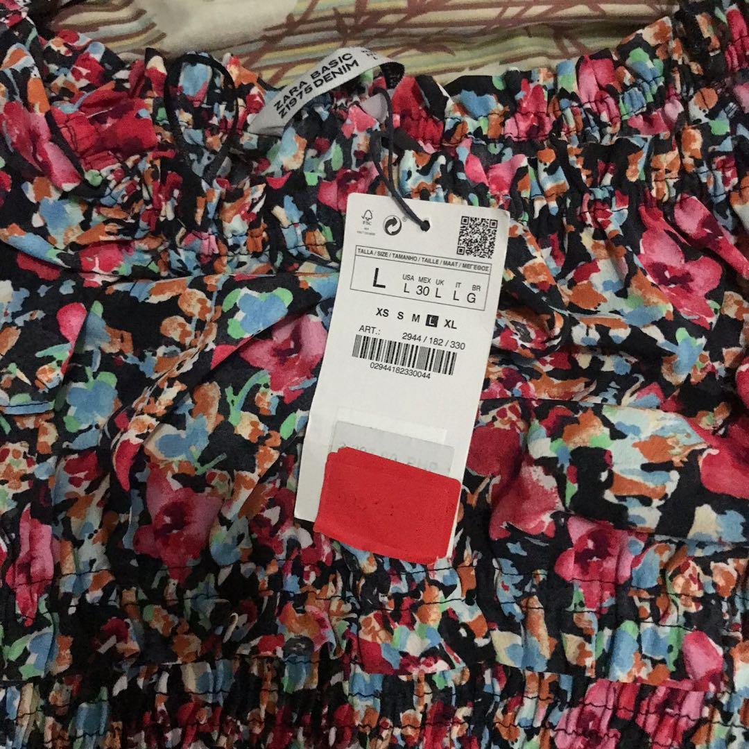 Zara off shoulder Bnew w/ tag L (Category: Luxury Apparel) located in Quezon City. Submitted by cheap.ukay (Listing ID 1120700658, Image 3). Description: Bnew with tag. Store-bought Location Novaliches QC Buyer to shoulder shipping.