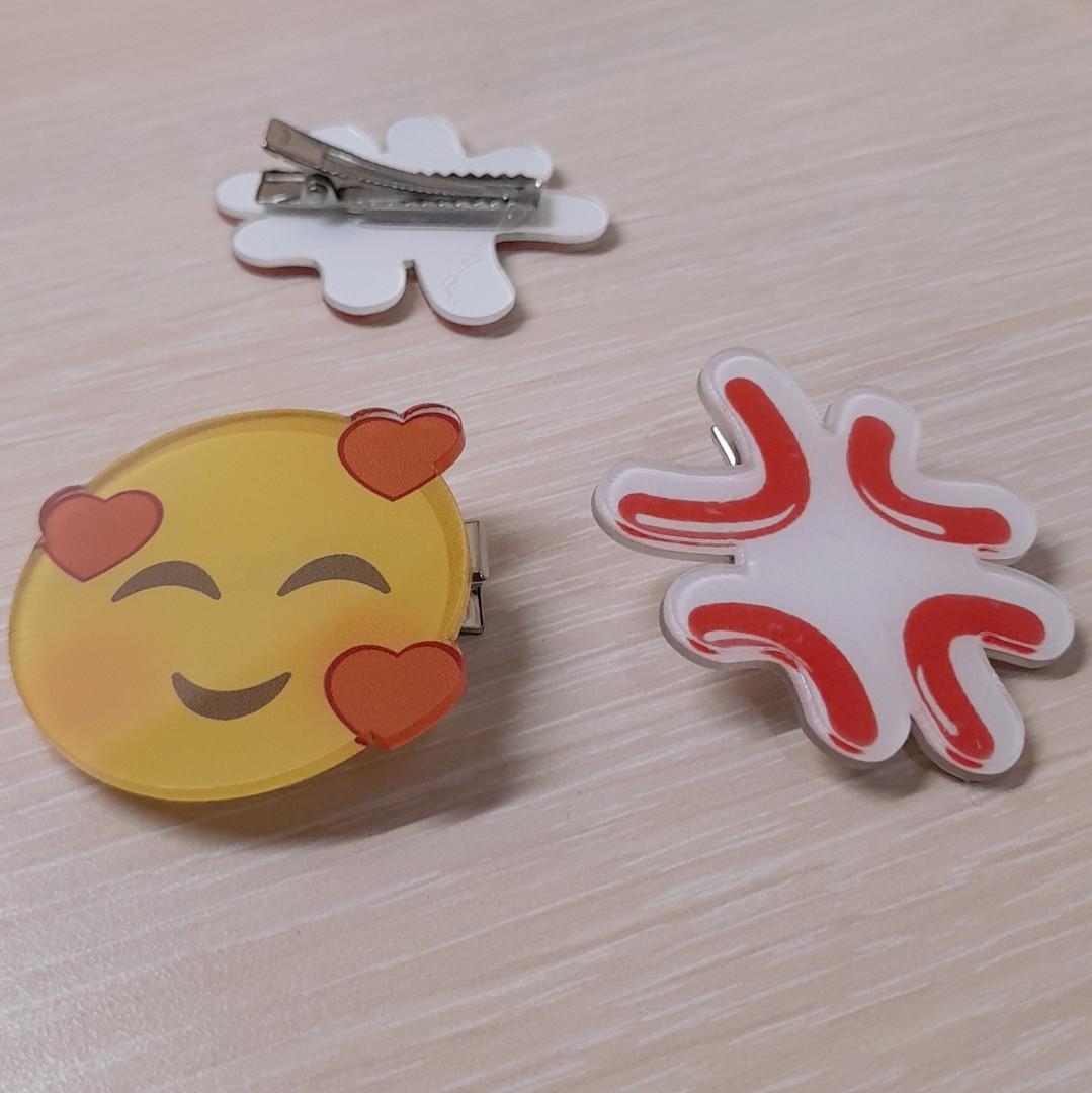 可愛表情符號髮夾 壓夾 emoji 白底生氣 愛心笑臉, 使用前記得將膜撕掉唷