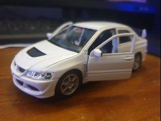 三菱 lancer Evo VIII  1/43 模型車
