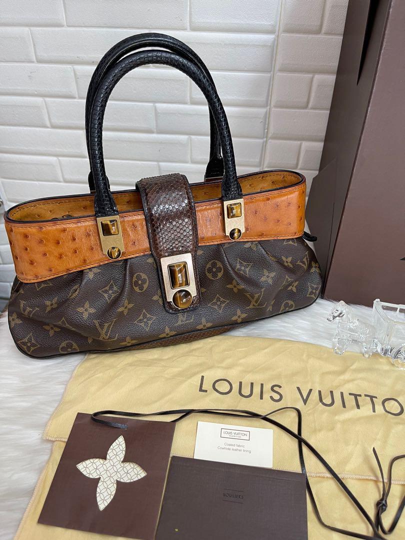 Louis Vuitton Ltd. Ed. Monogram and Ostrich Macha Waltz Bag rt. $3, 700 For  Sale at 1stDibs
