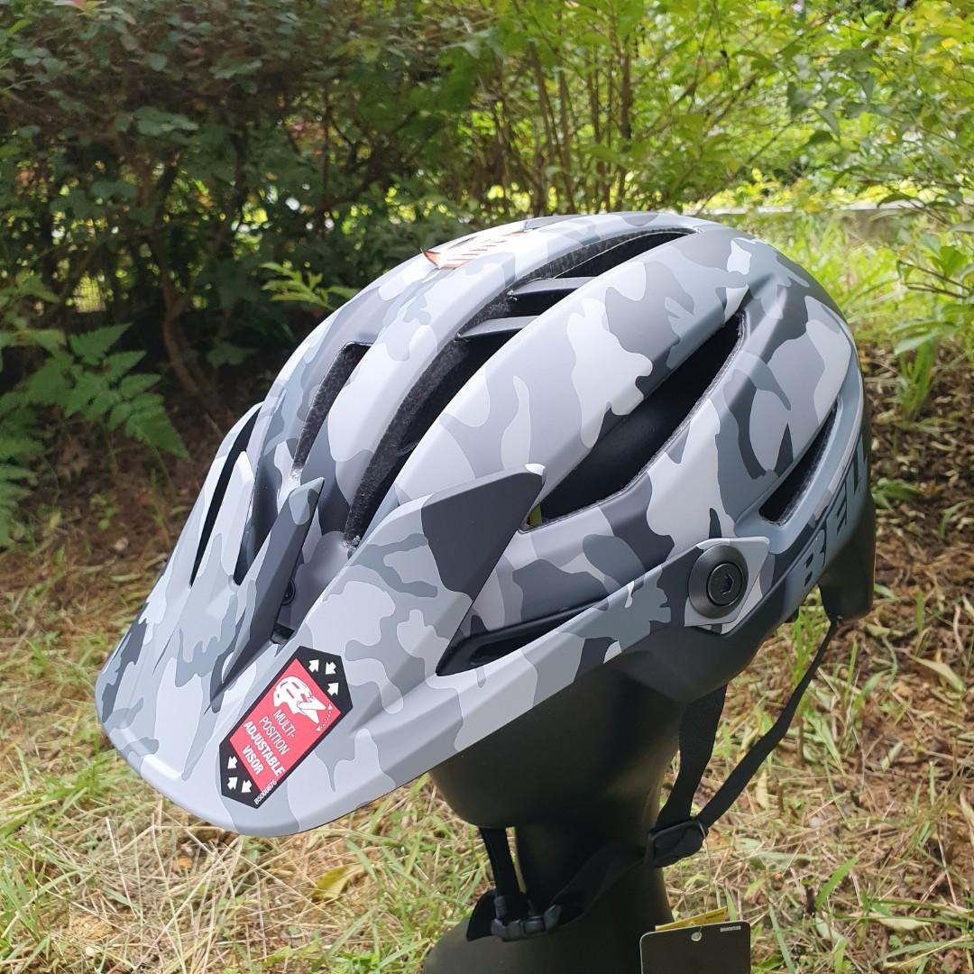 BELL SIXER MIPS Black Camo M L Sports Equipment Bicycles