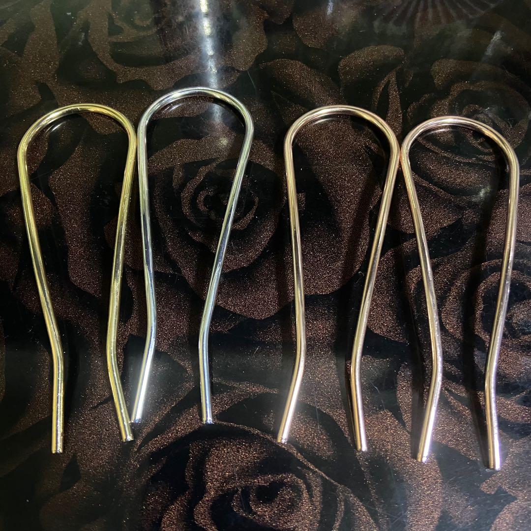 BN 4 Pcs Minimalist Hair Pins, Women's Fashion, Watches & Accessories