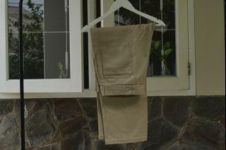DICKIES KHAKIS