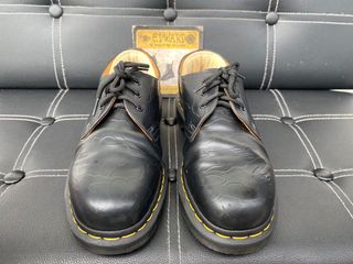 Dr. Martens 1461 Uk7, Men's Fashion, Footwear, Boots on Carousell
