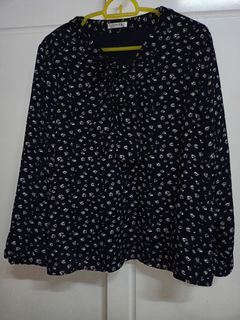 (Category: ) located in . Submitted by bella.closet (Listing ID 1120972593, Image 1). Description: .