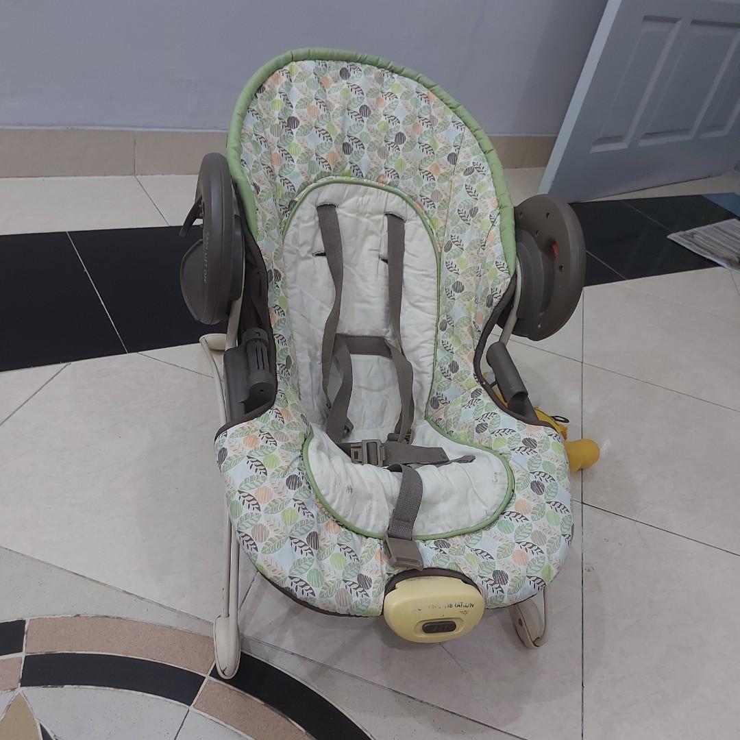 Graco Baby Bouncer With Soothing Vibration, Bayi & Anak, Kereta, Kursi