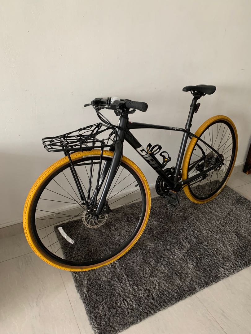 Gravel bike giant escape 2 Sports Equipment Bicycles Parts