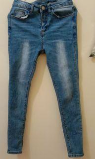 Jeans celana