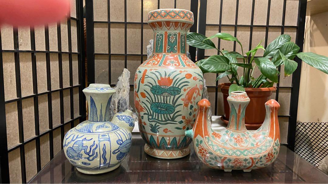 How To Identify Antique Vases