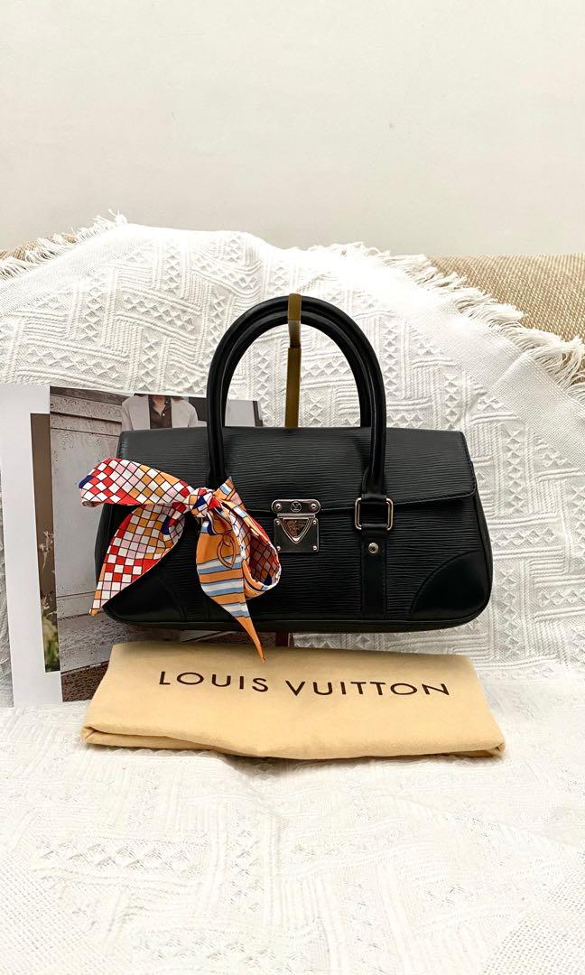 Buy Louis Vuitton Segur Handbag Epi Leather MM Black 3351801