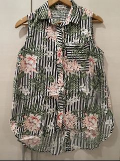 (Category: ) located in . Submitted by thriftedmnl (Listing ID 1120975179, Image 1). Description: .