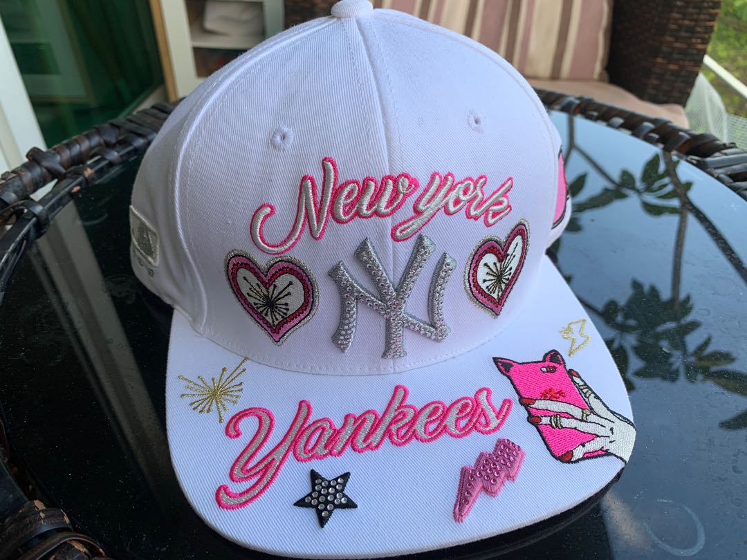 BN authentic MLB cap korea, Women's Fashion, Watches & Accessories