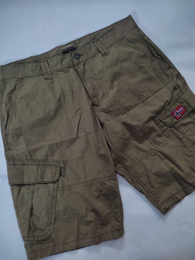 Napapijri Cargo Short Pants, Fesyen Pria, Pakaian , Bawahan di Carousell