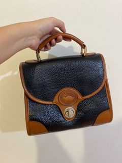 (Category: ) located in . Submitted by classluxxeph (Listing ID 1120942253, Image 1). Description: .