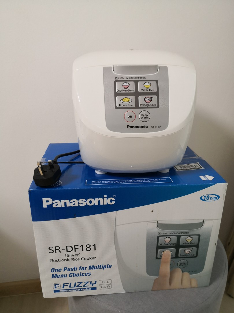 Panasonic rice cooker with Fuzzy Logic One Touch Operation. Hardly used