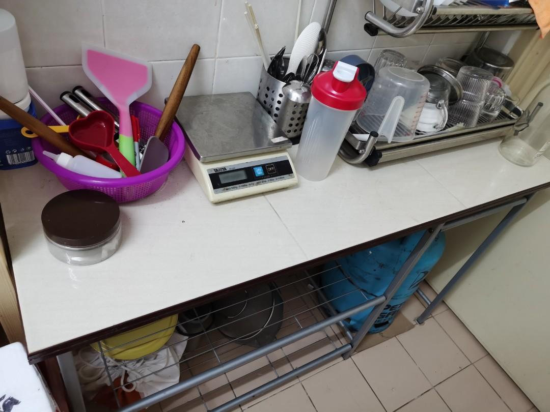 Portable kitchen counter with tile surface (dapur+jubin), Furniture