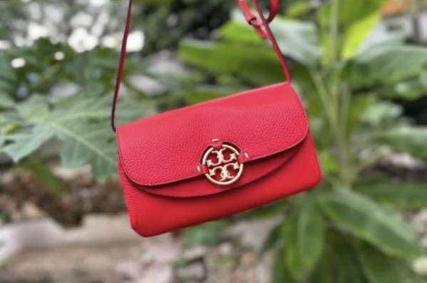 Ready Stock authentic Tory Burch Miller WOC wallet 80808 crossbody, Luxury,  Accessories on Carousell