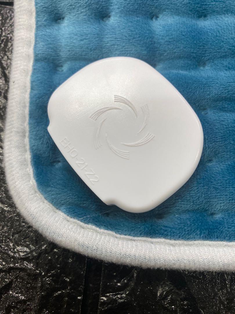 Sable Heating Pad (Category: Other Assistive Aids) located in Pasay City. Submitted by meostore (Listing ID 1120882191, Image 3). Description: Item is in good condition, power supply is missing, blanket only. Heating pad is 110 volts. Pm for more details.