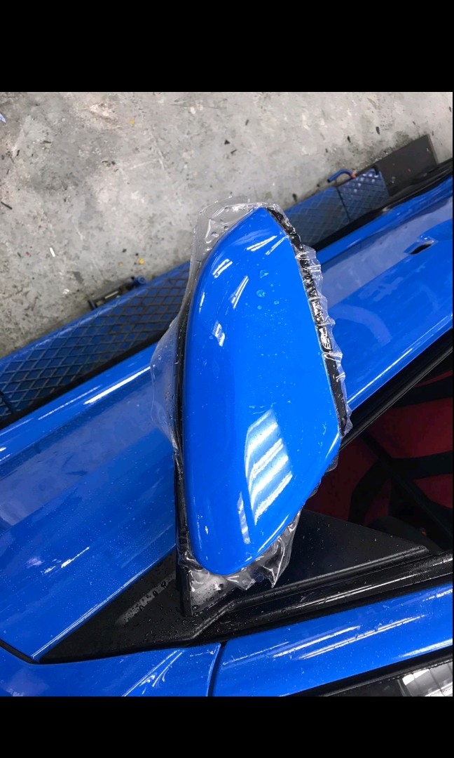 Side mirror wrap. PPF, carbon fibre, gloss or matt black., Car