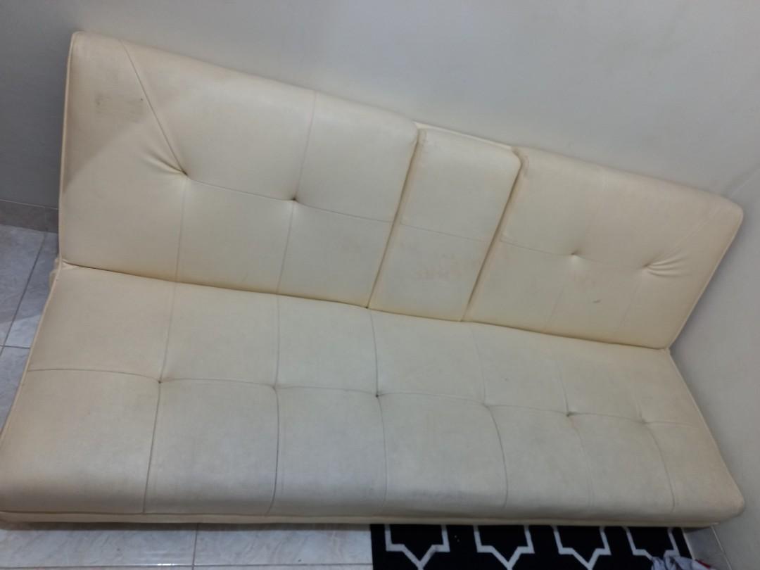 SOFA BED DABI FABELIO, Perabotan Rumah di Carousell